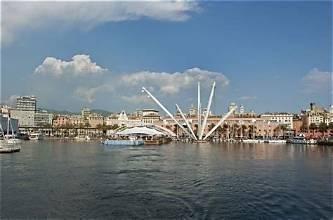 Bello e caro porto di Genova